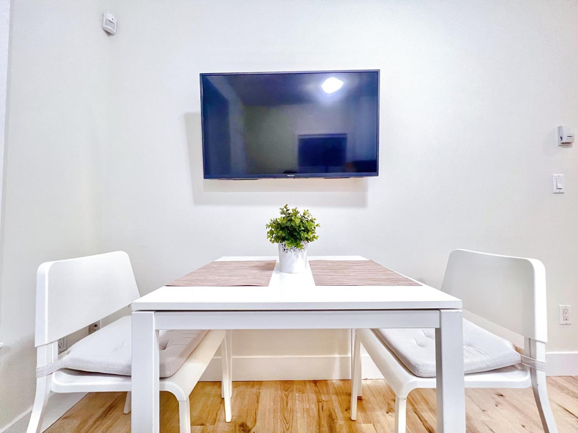 Si & Daniel Home Near Yvr Airport & Skytrain Separate Entry Free Parking ริชมอนด์ ภายนอก รูปภาพ