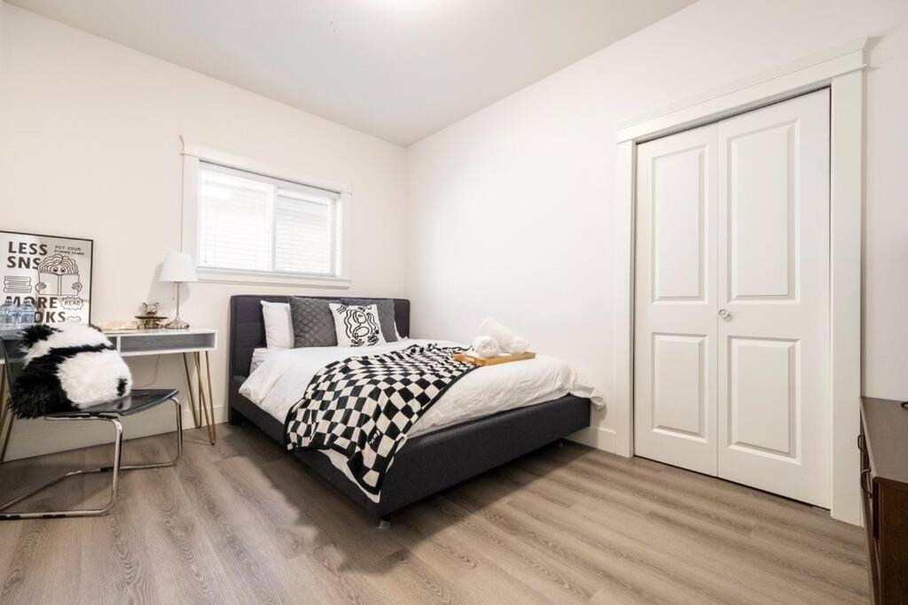 Si & Daniel Home Near Yvr Airport & Skytrain Separate Entry Free Parking ริชมอนด์ ภายนอก รูปภาพ