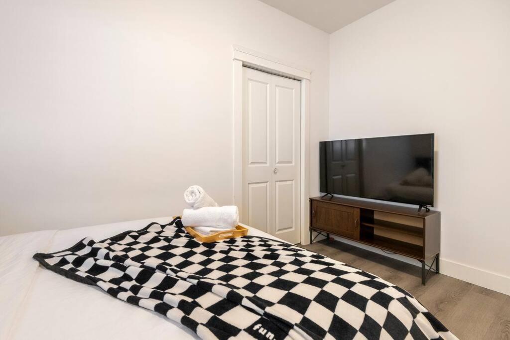Si & Daniel Home Near Yvr Airport & Skytrain Separate Entry Free Parking ริชมอนด์ ภายนอก รูปภาพ